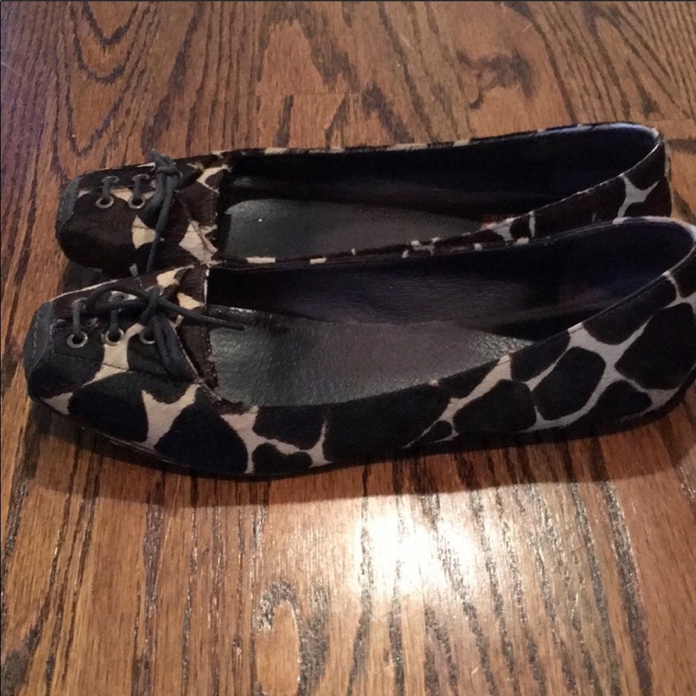 ADORABLE Michael Kors Animal Print Flats